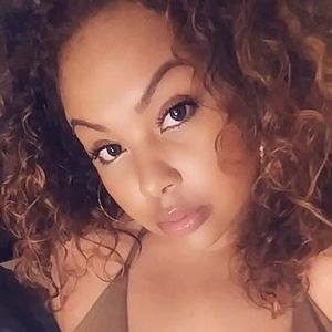 Meet your Posher, Jeniece